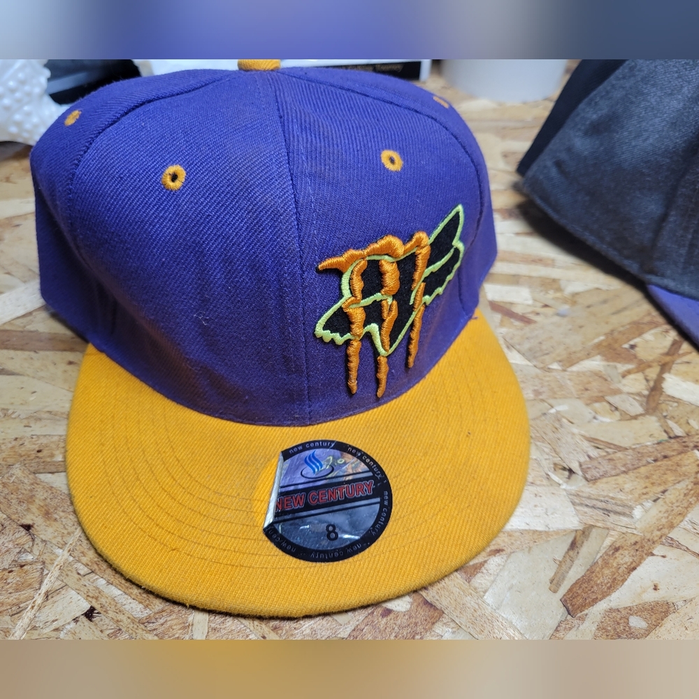 Fox‎ Racing & Monster Cap